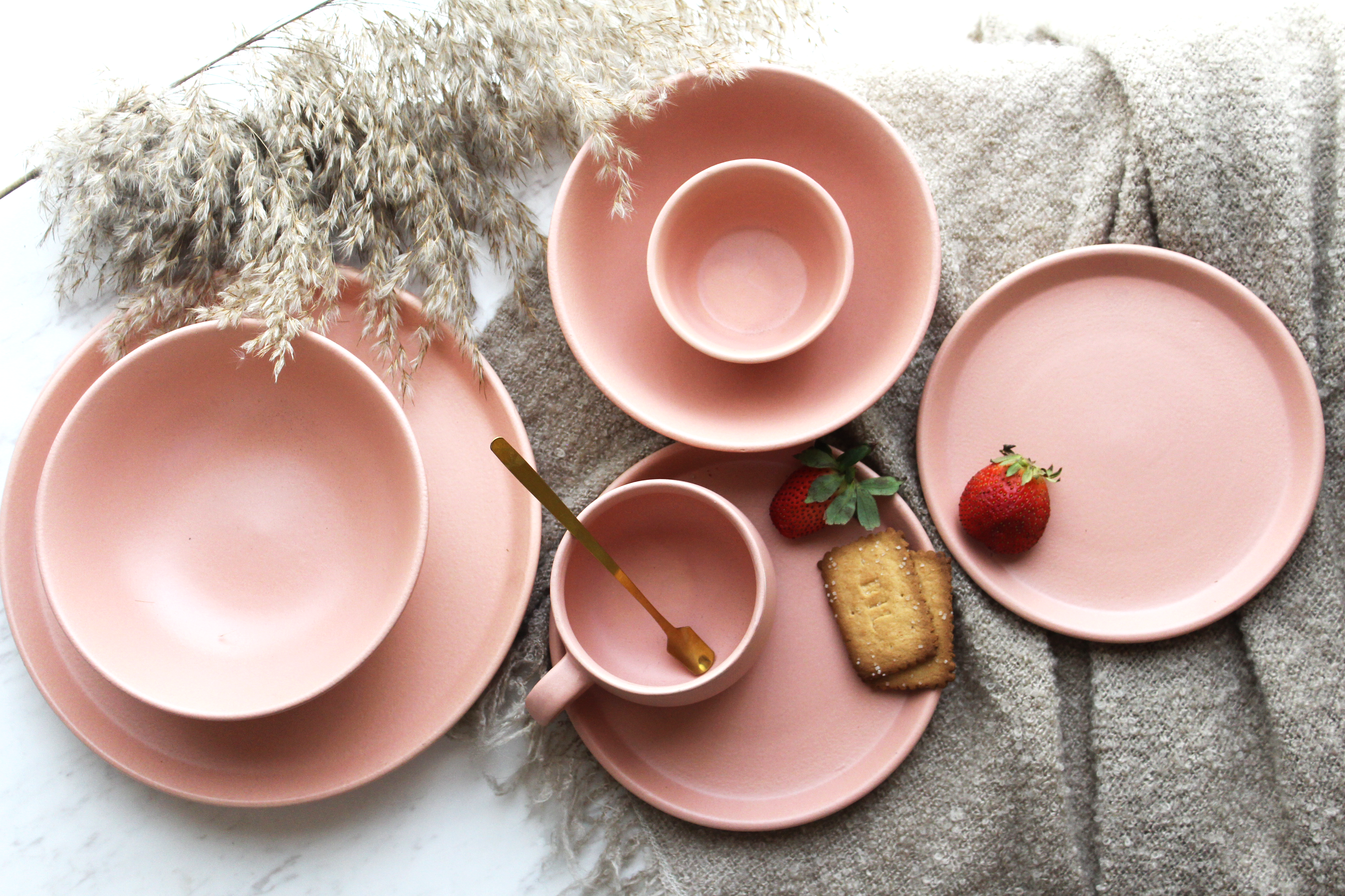 koralkari, dinner plate, pink, ceramic, dinnerware